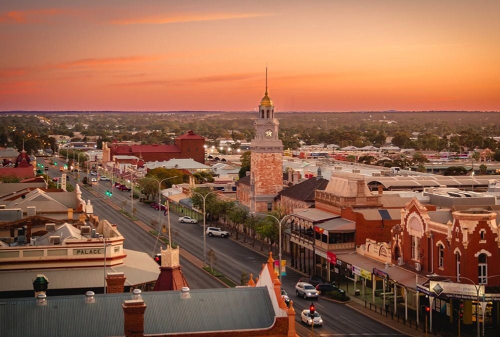 ACCC blocks Coles' planned supermarket and liquor store in Kalgoorlie over competition concerns