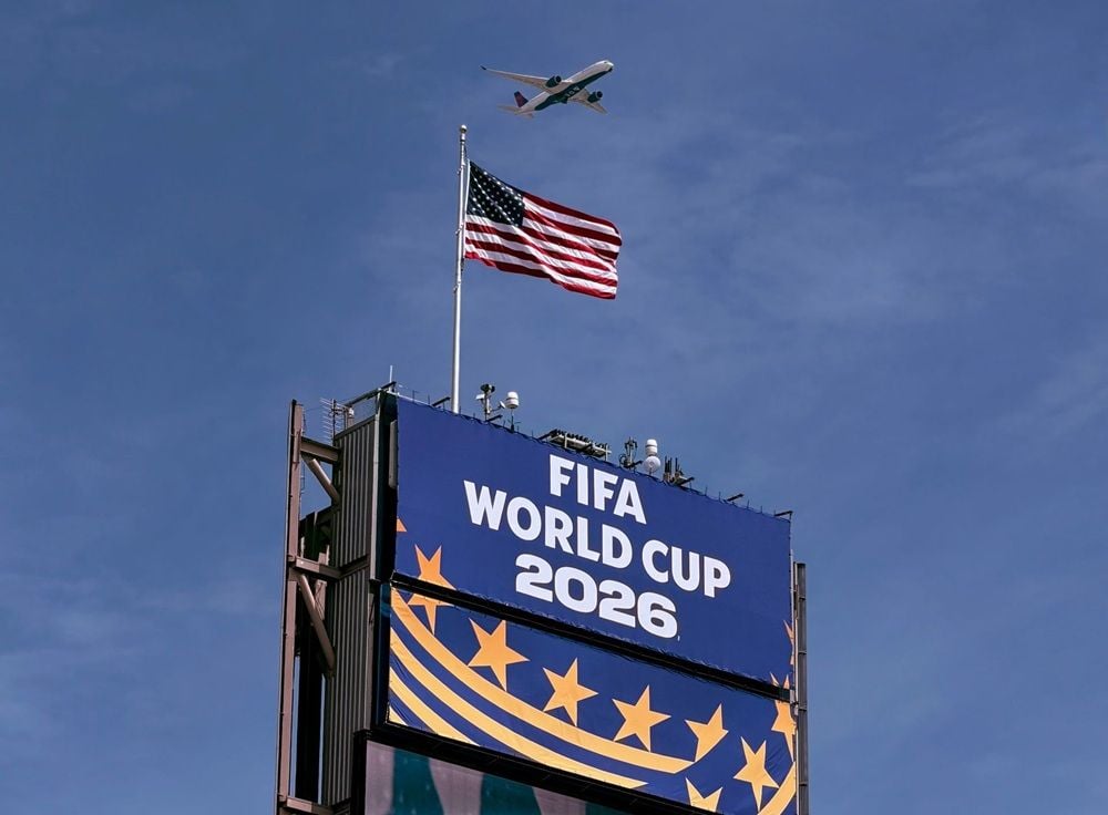 Australians spend more than $7 billion during FIFA World Cup as pubs and takeaway shops cash in