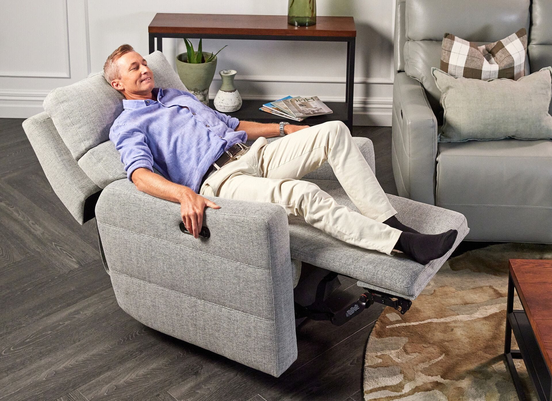 Experiencing back pain after the holidays? Here’s how to pick the best recliners for relief