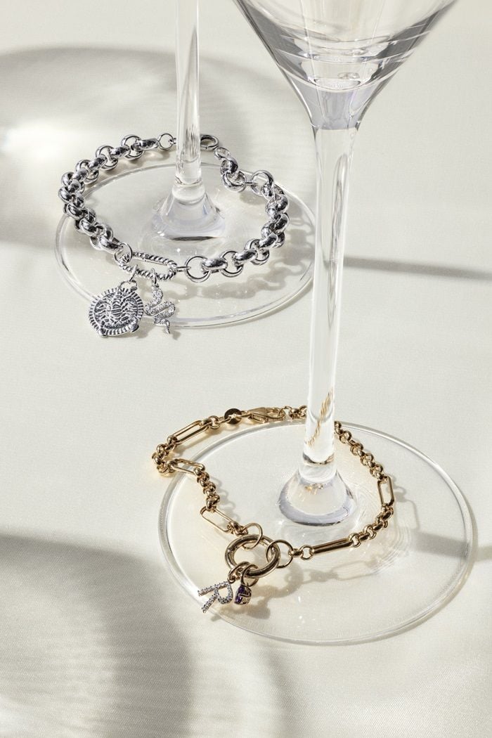 Michael Hill's pendant bar offers a personalised touch.