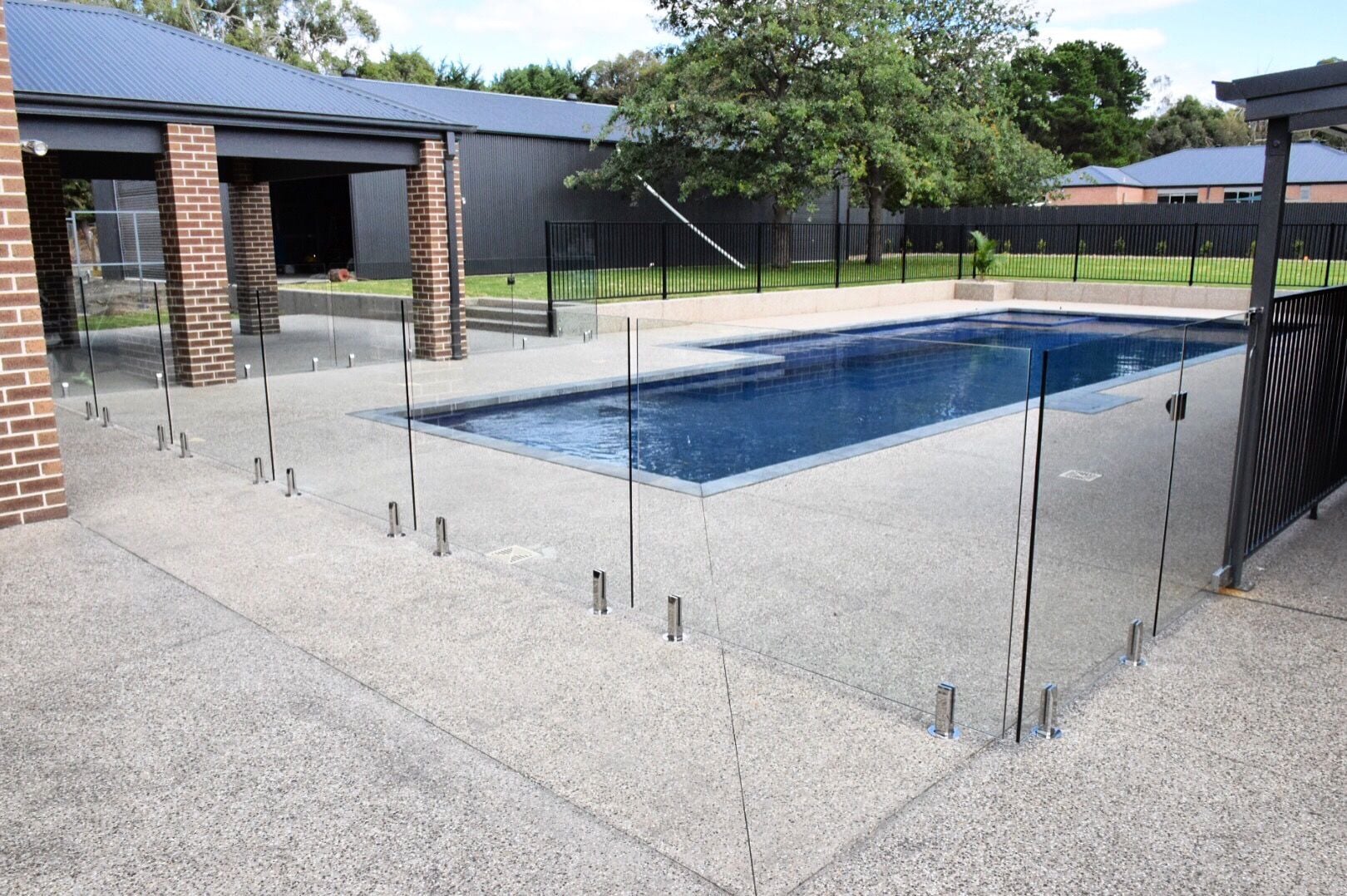 Pool Fences Image -5ae69f896681c