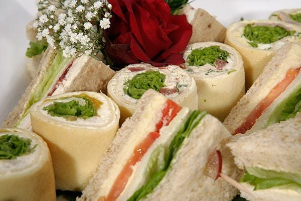 Catering Image -574bf1bc26c68