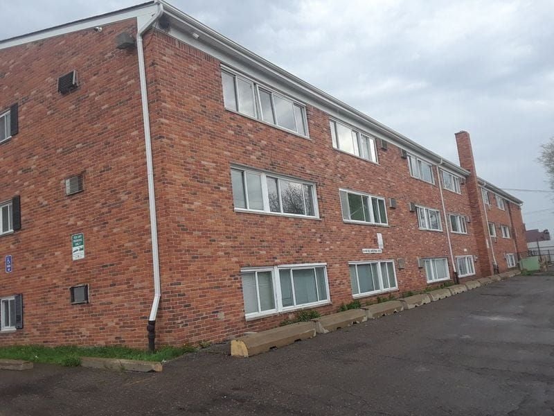 Greenbriar Park South Image -65429a3025e15