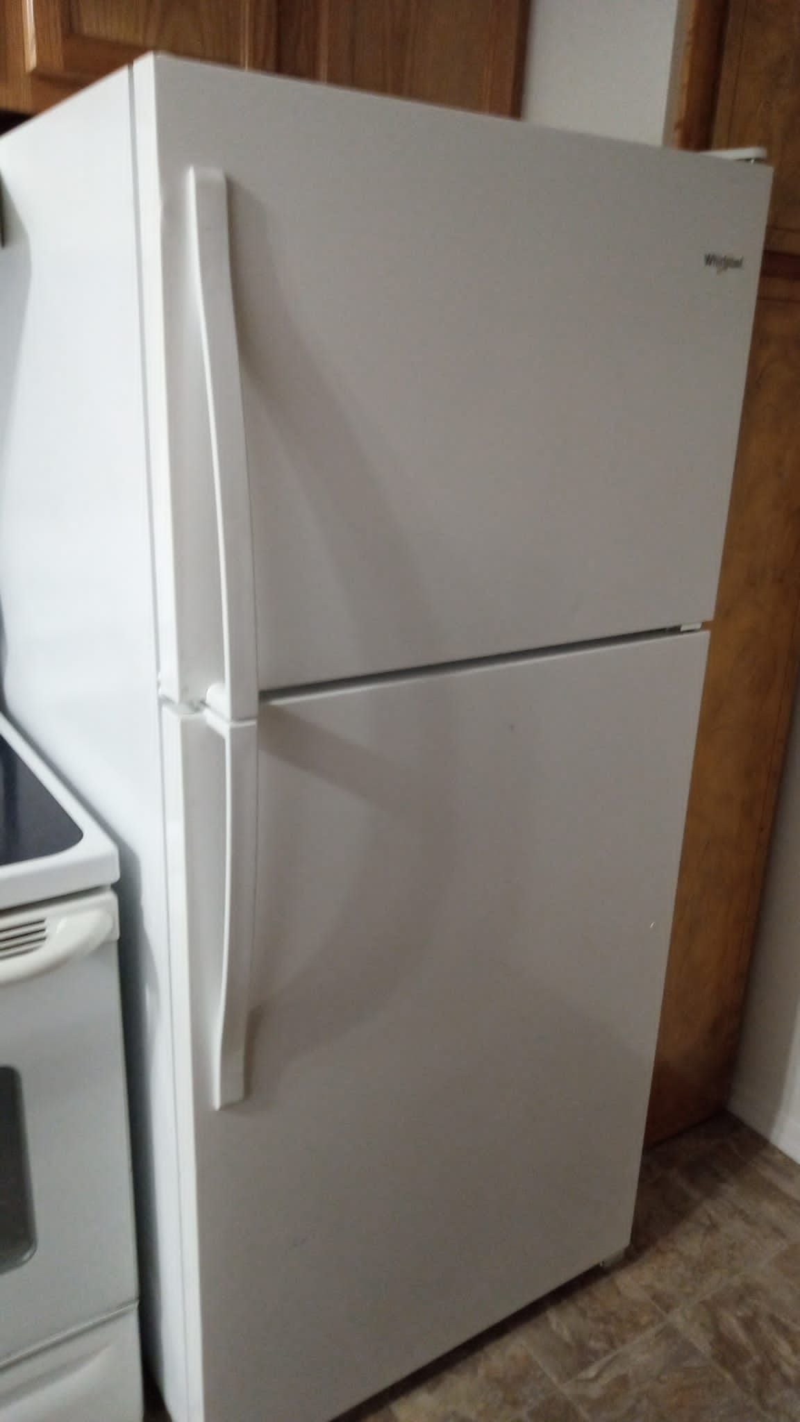 Colonial Manor Appartments Image -65e7263b0ff79