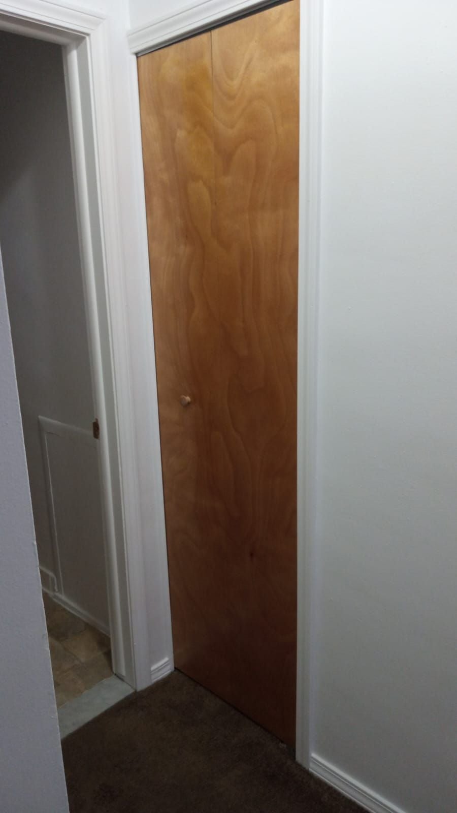 Colonial Manor Appartments Image -65e726438490c