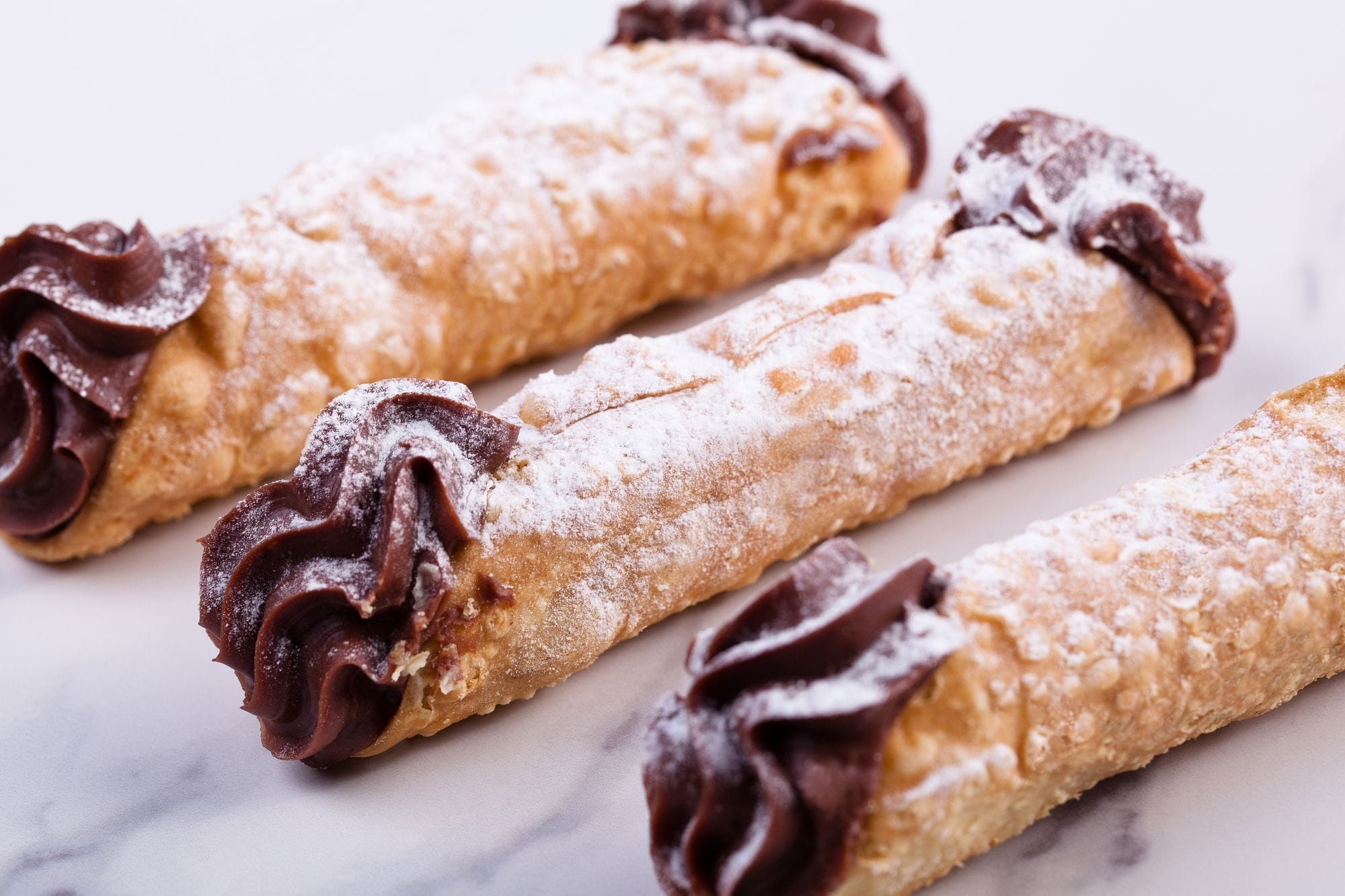 CHOCOLATE CANNOLI