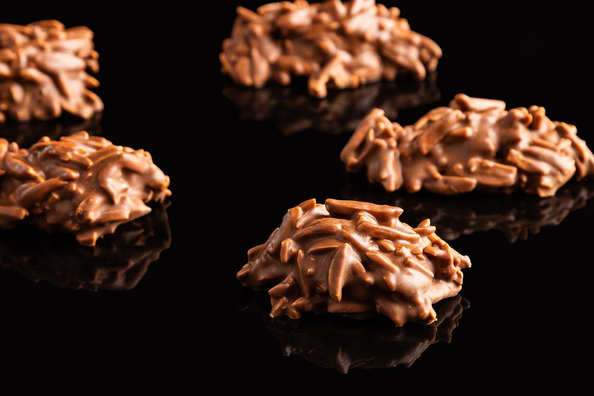 CHOCOLATE CLUSTER