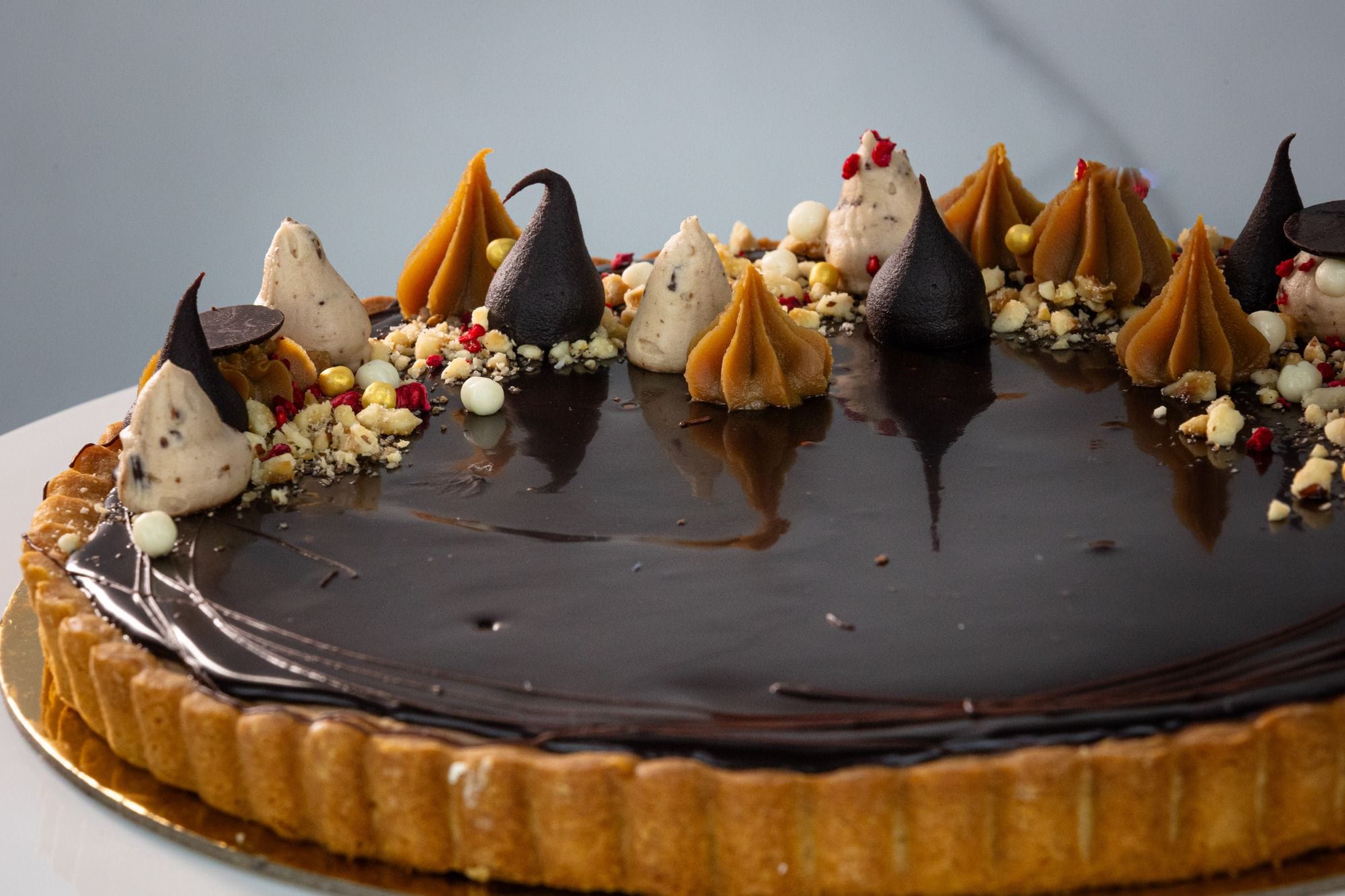 CARAMEL AND CHOCOLATE TART