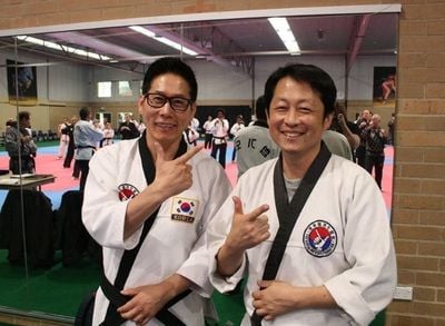 Successful Dual Master Knife Defence & Kicking Seminar