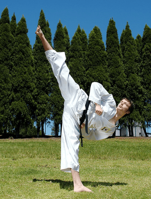 24th August 2004 - Our first Hapkido Martial Arts Class