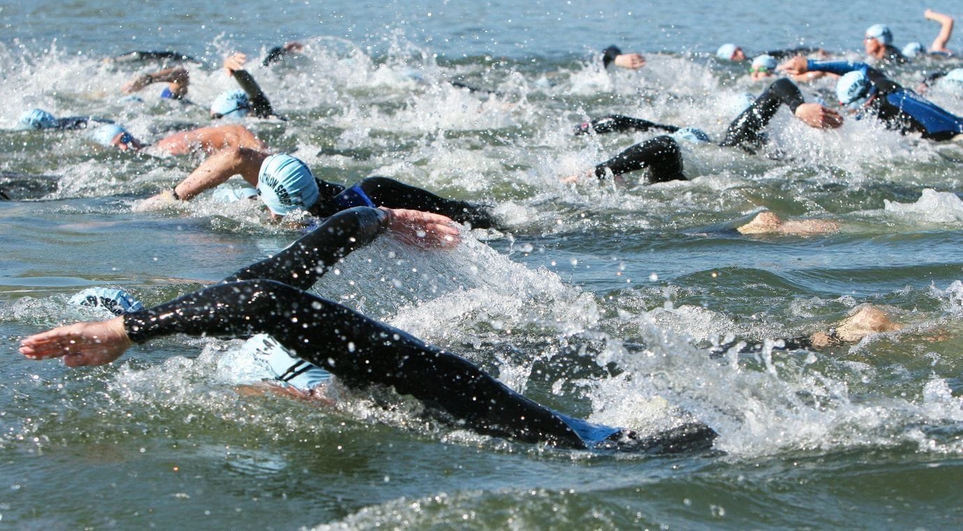 Open water swimming in triathlon: Even healthy athletes need to be aware of the heart risks