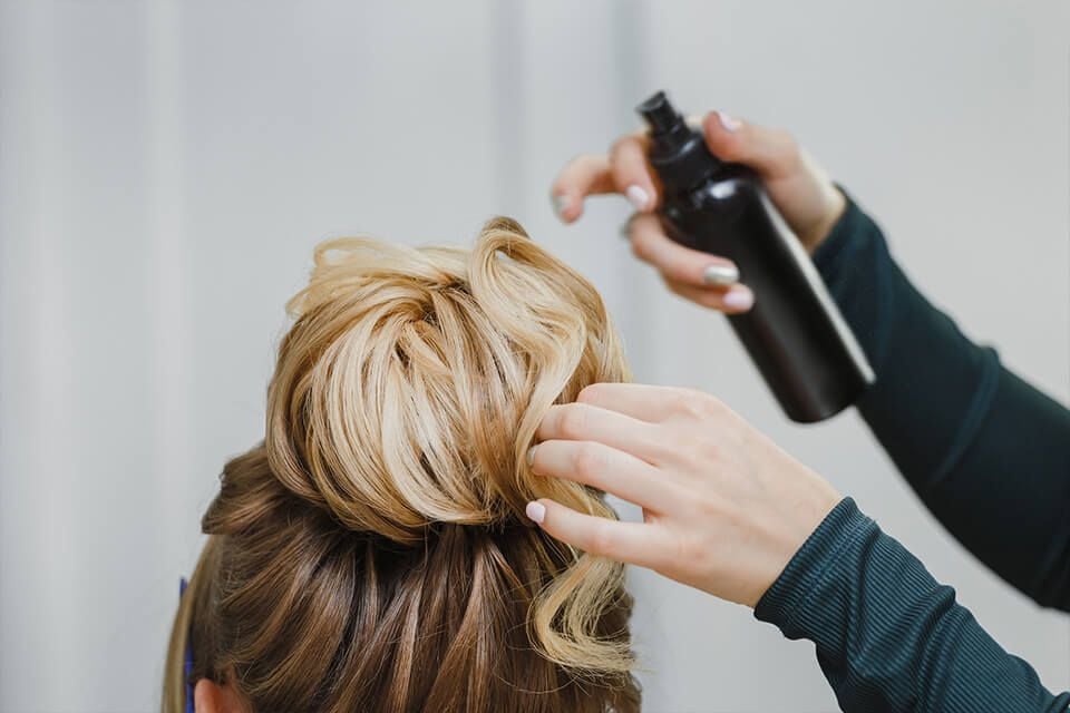 HAIR-UP STYLING HAIR-UP STYLING