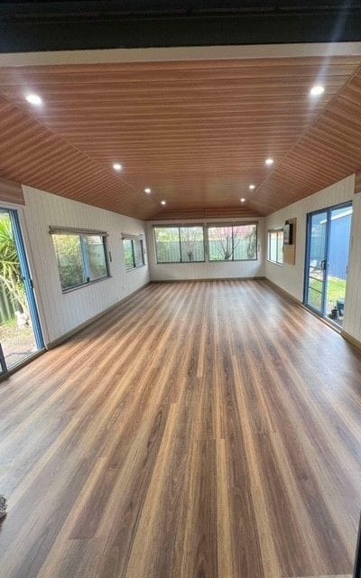 Hybrid Flooring Image -66aae8f82d546