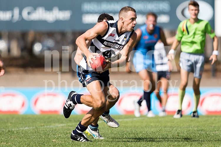 Jake Veide - 100 Games Image -57512eae02426