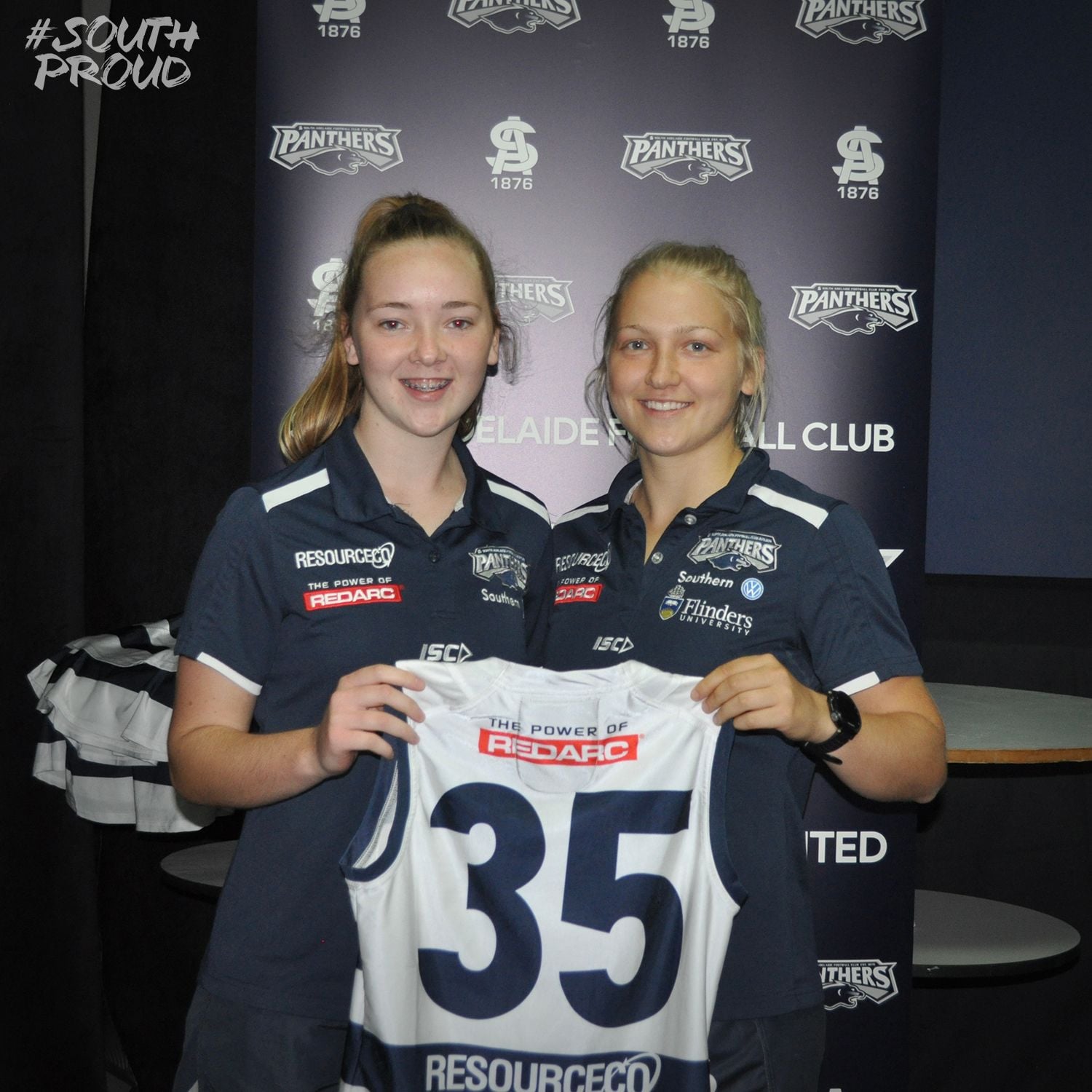 Women's Season Launch 2019 Image -5c5d1f74e3558