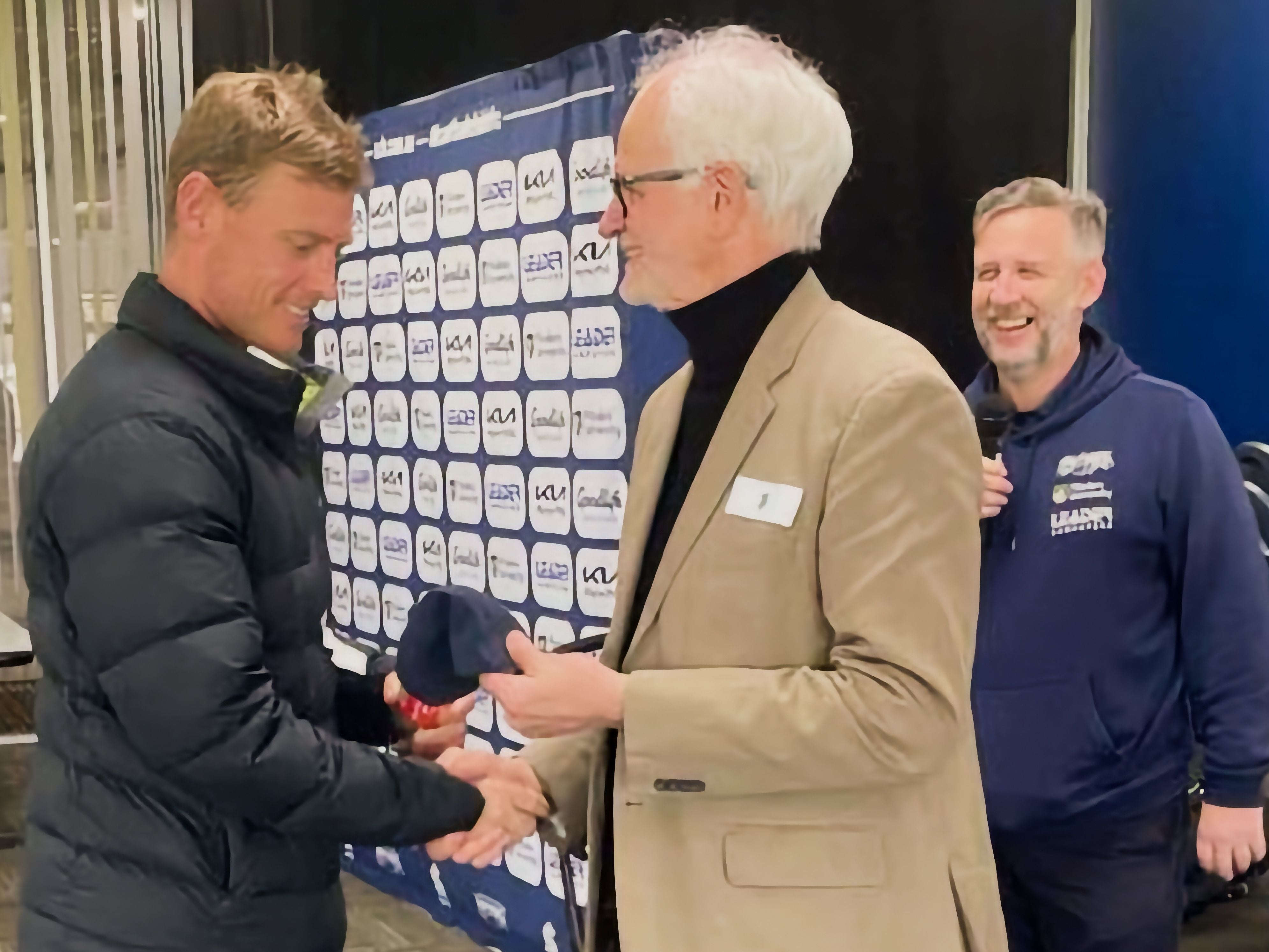 Ben Warren receiving his ‘Baggie Blue’ from Stuart Palmer. PastPlayersandOfficials Image -6937b321200df