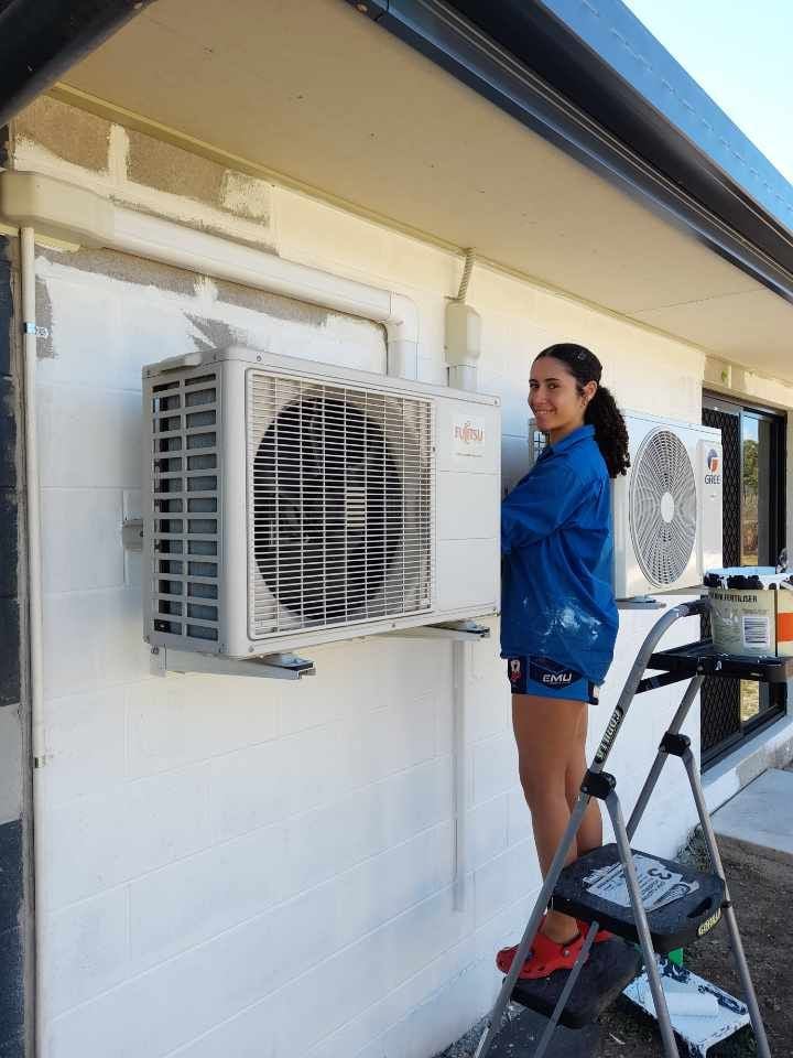 Volunteering Image -66e13ea8d1b7c