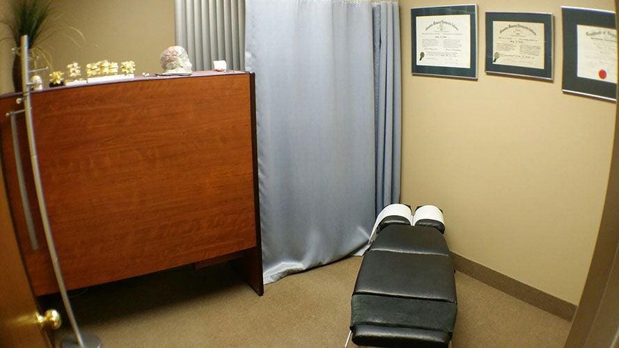 Some of Dr. Lanoue's Chiropractic Treatment Options Image -57616b4330c11