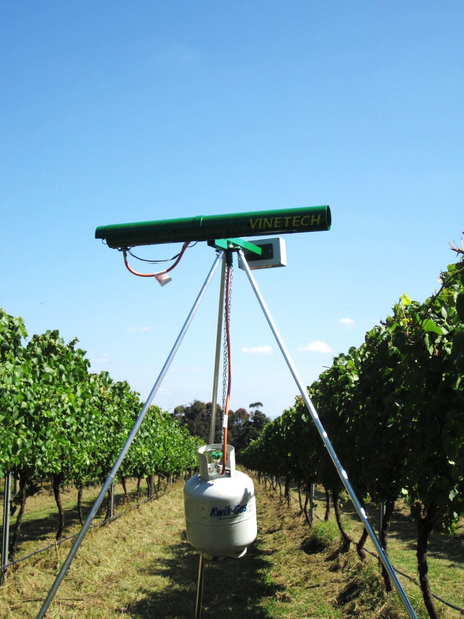 Vinetech Bird Scarer - Standard Model