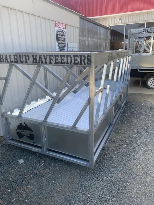 Bale Up Single-Sided Cattle Hay Feeder
