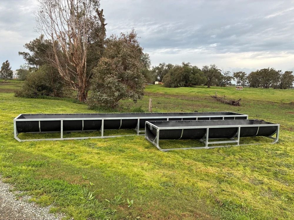Medium Calf Feed Trough 8m