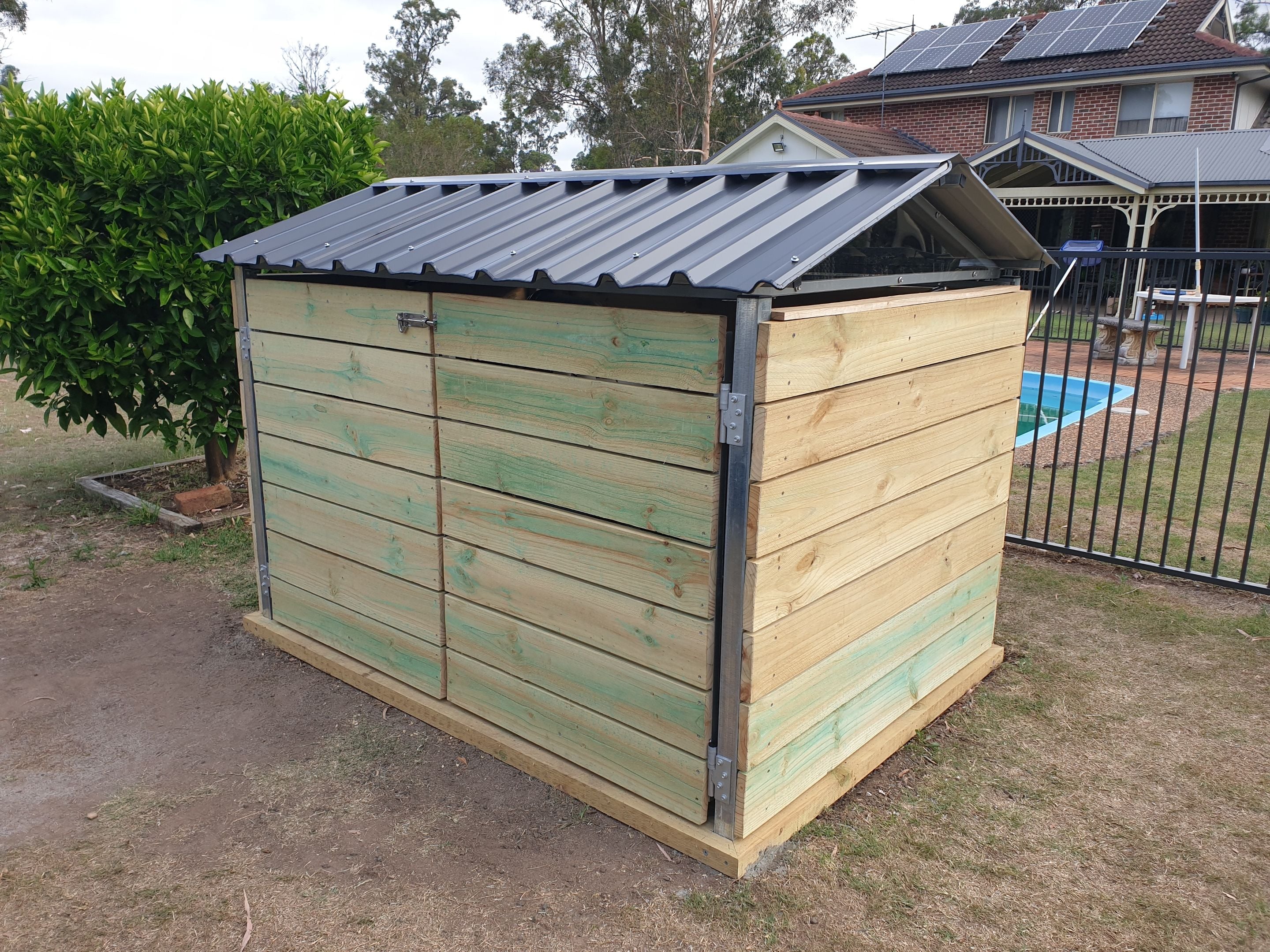 custom_pool_filter_shed_gable_lift_roof_timber_slat_cladding