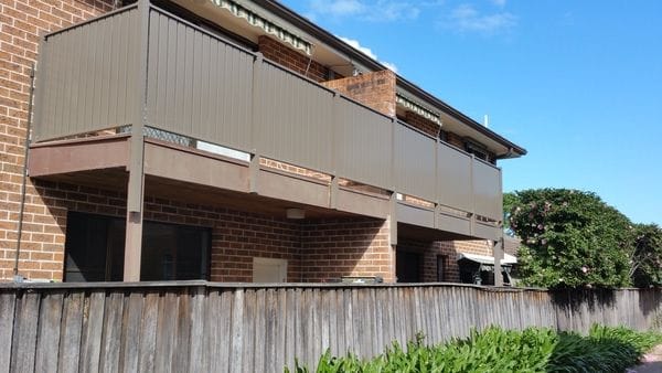 Pennant-Hills-vertical-alum-picket-balustrade