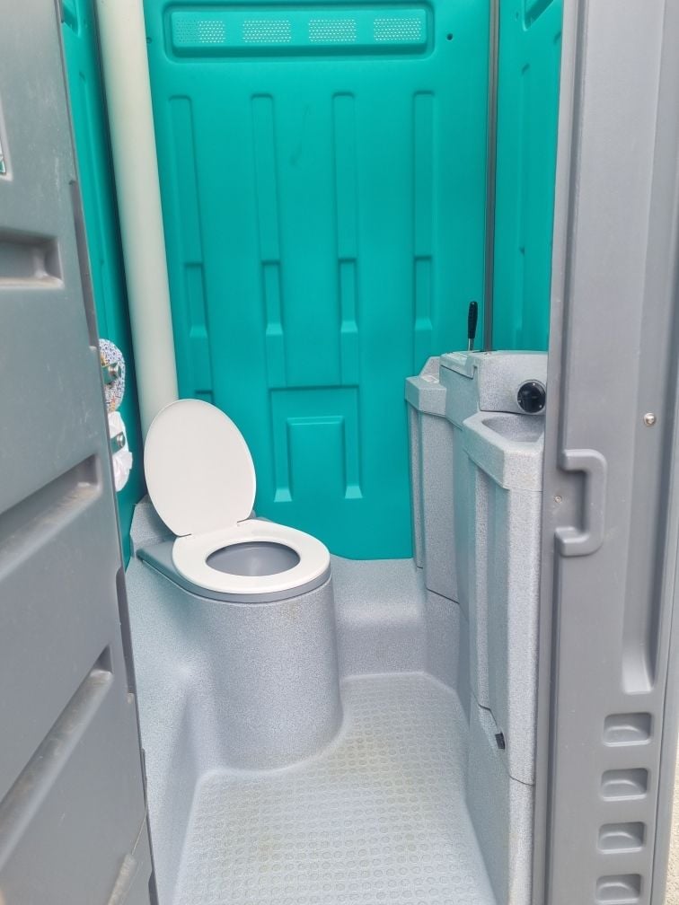 Chemical Toilet (SITE & PARTY)