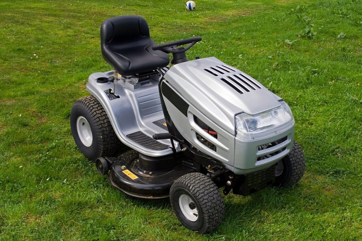 Stop Mowing Down Your Margins: Streamline Your Riding Lawnmower Deliveries