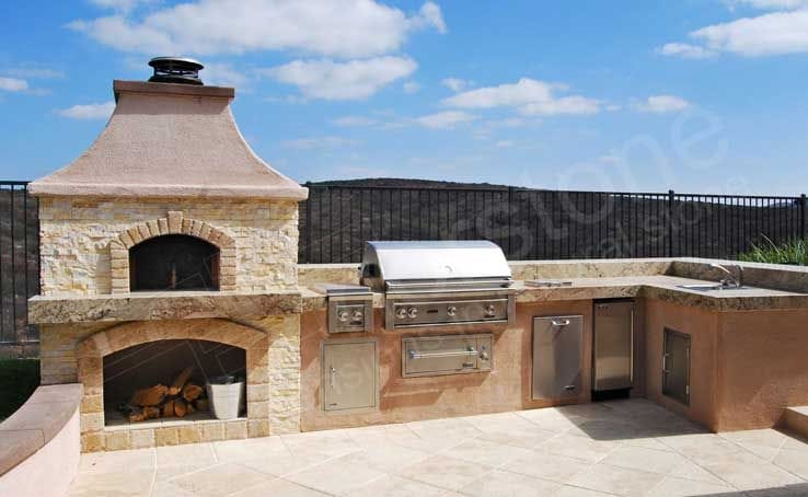 Staxstone - Natural Stone Veneer - Outdoor BBQ