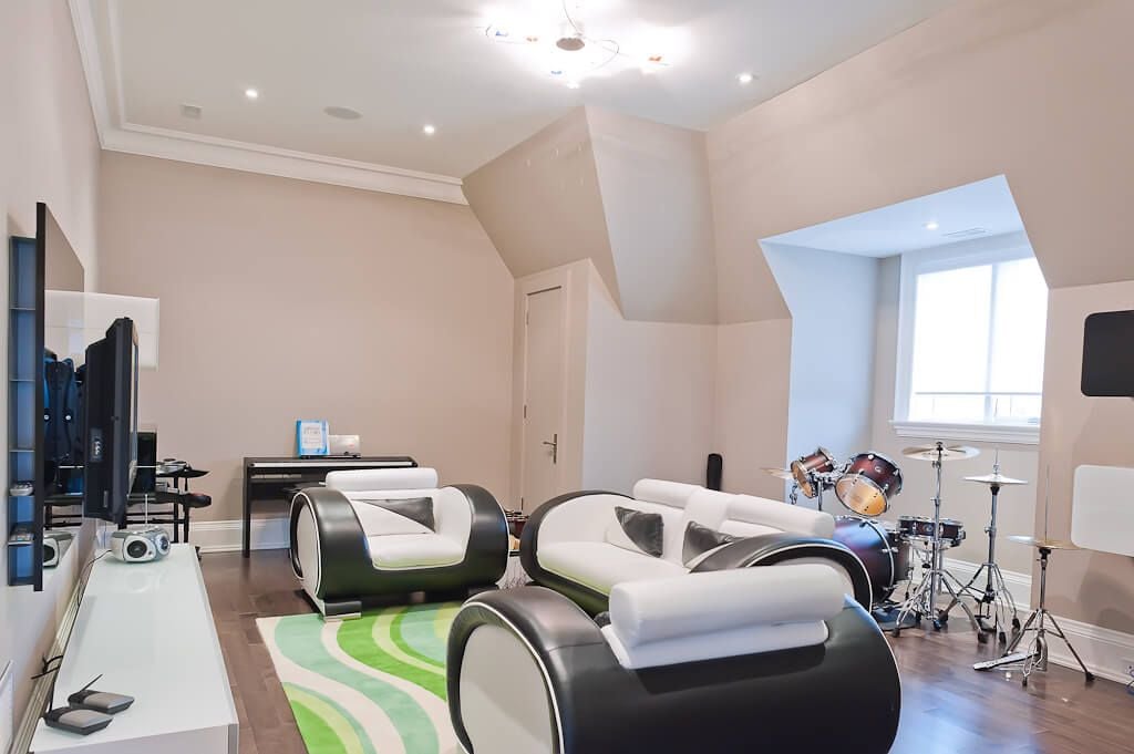 Media Room Image -59484e3a3a003