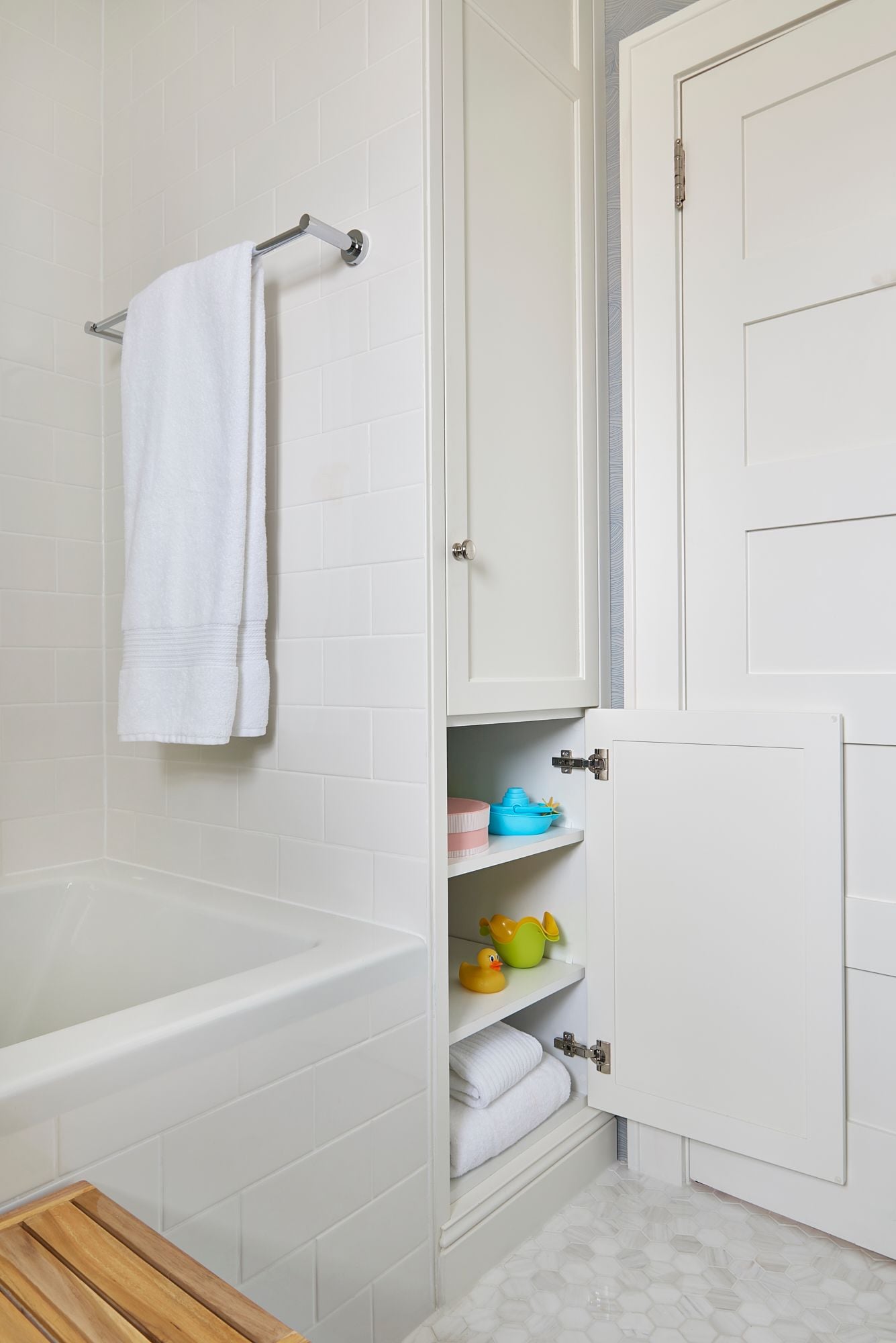 Interior Details: Rosewell Avenue Image -59e0cac1957f5