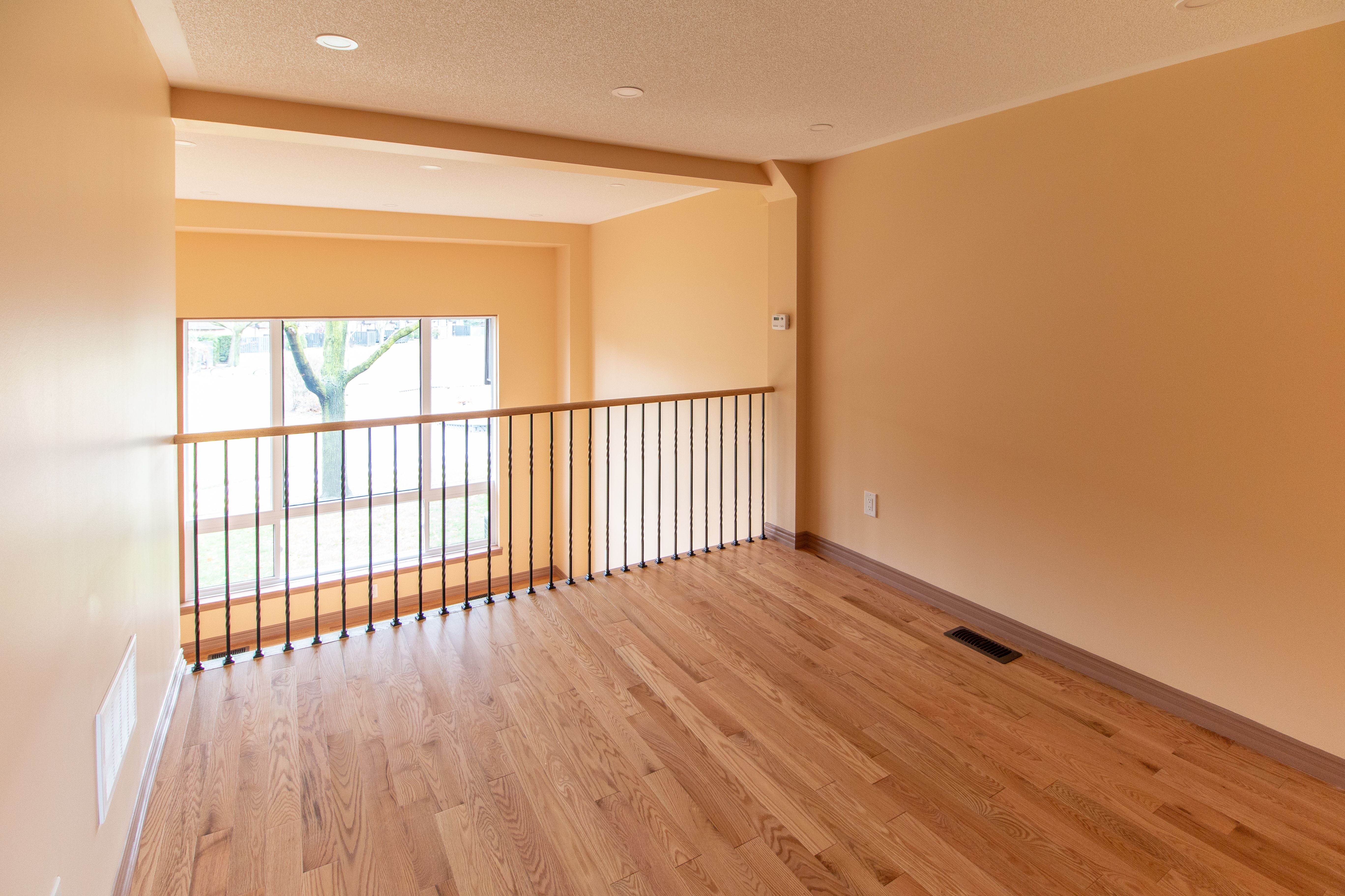 Interior Details: Darras Court Image -5b344b9802427