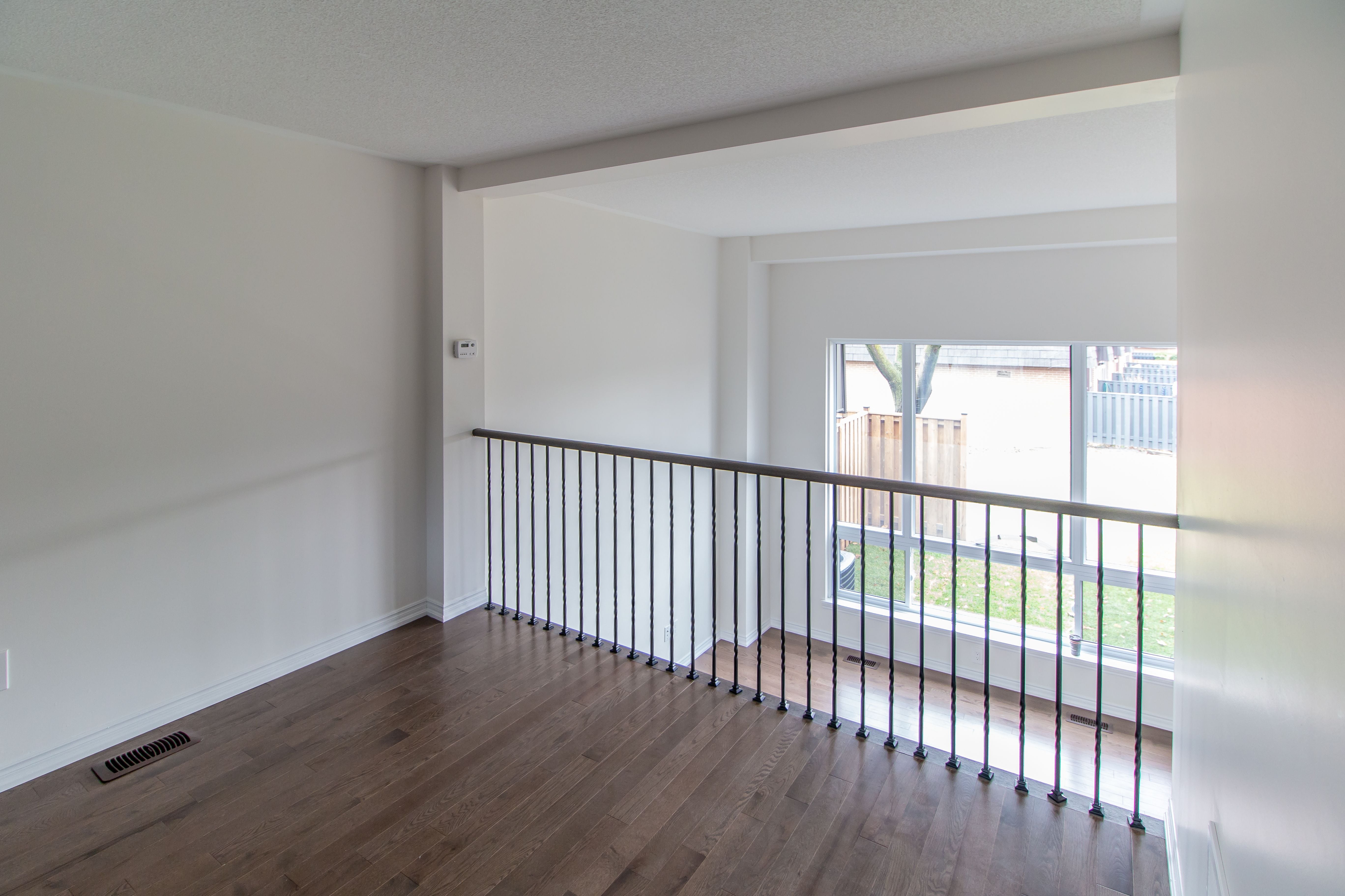 Interior Details: Darras Court Image -5b344c008248a