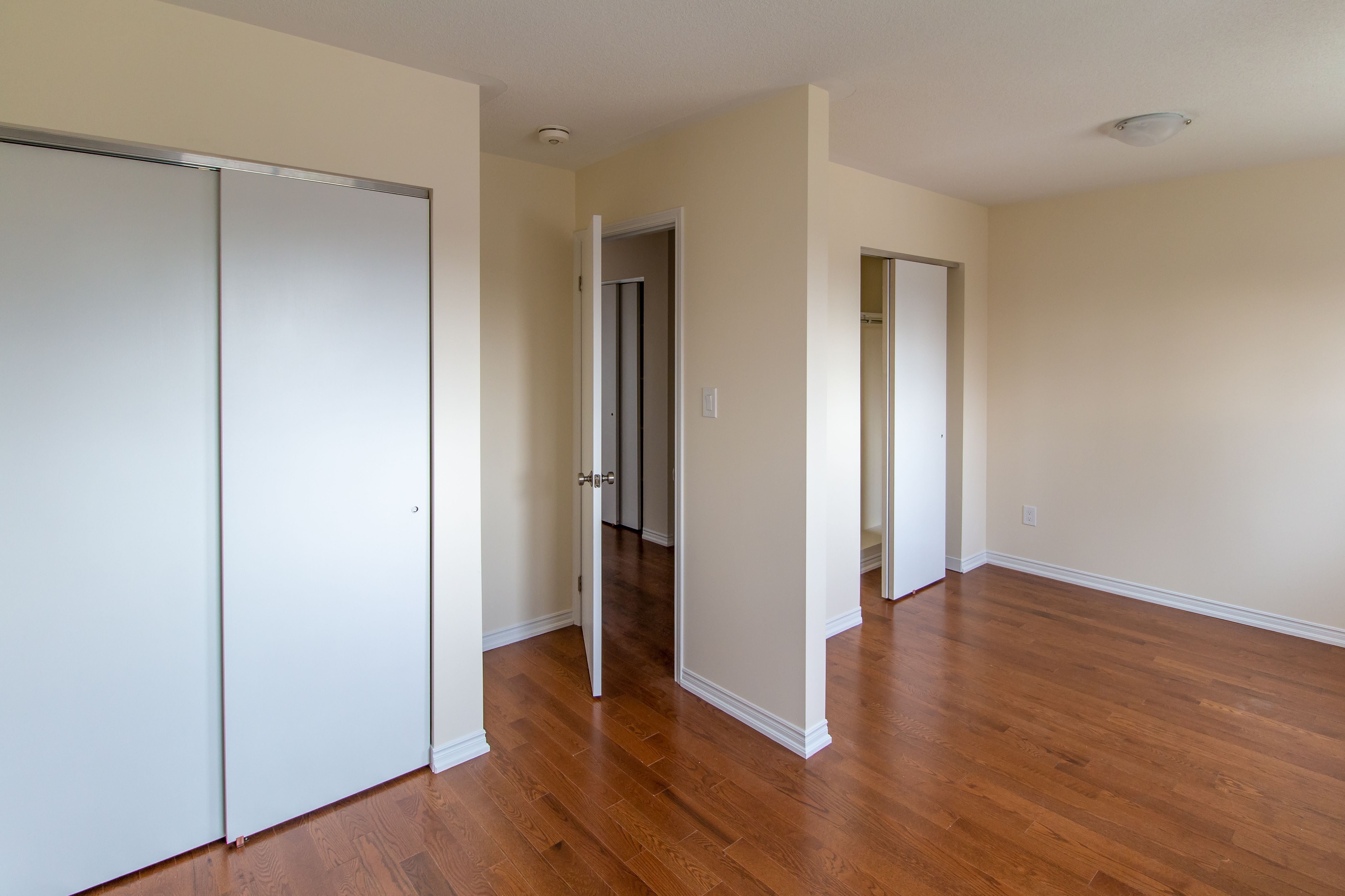 Interior Details: Darras Court Image -5b344cb280a67