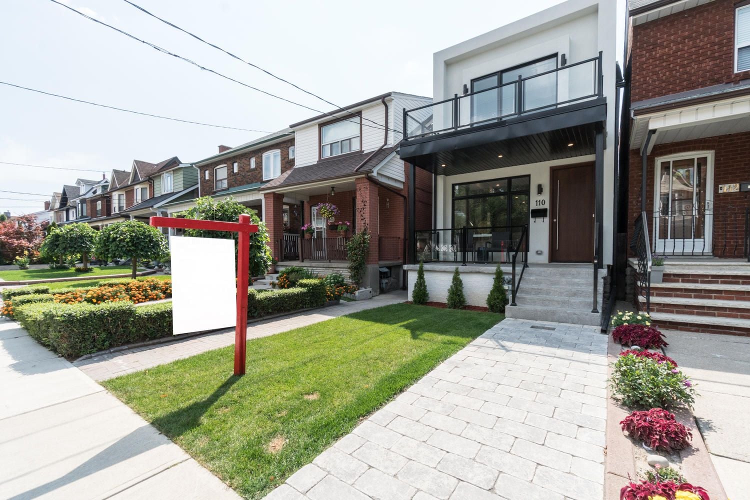 Earlscourt Avenue Image -5b76444ab5340