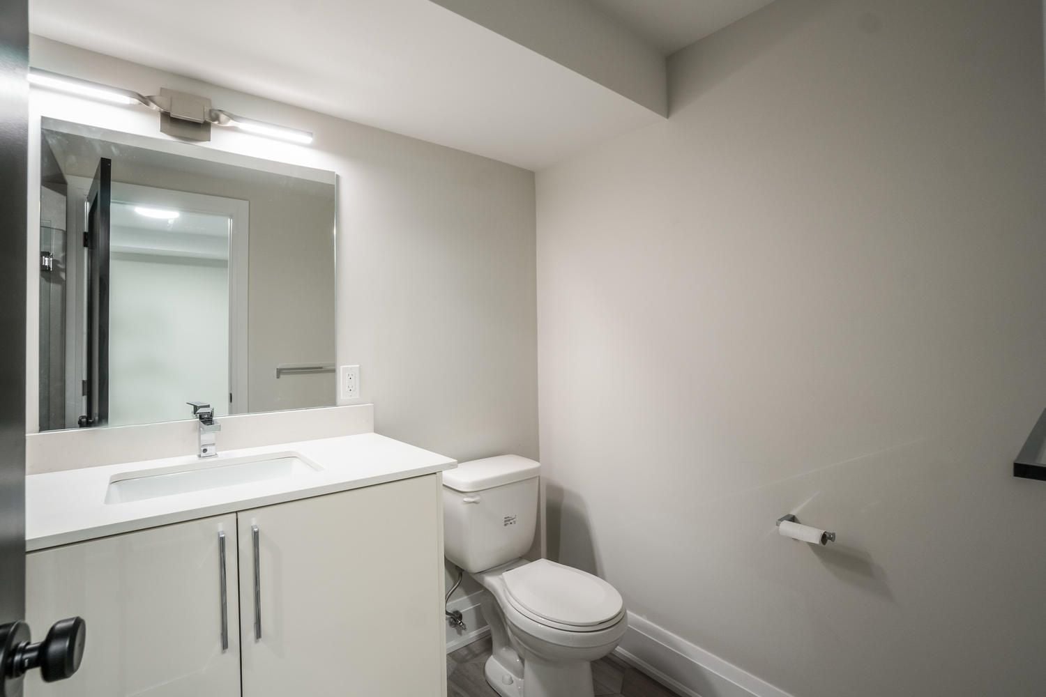 Earlscourt Avenue Image -5b76444b6913c