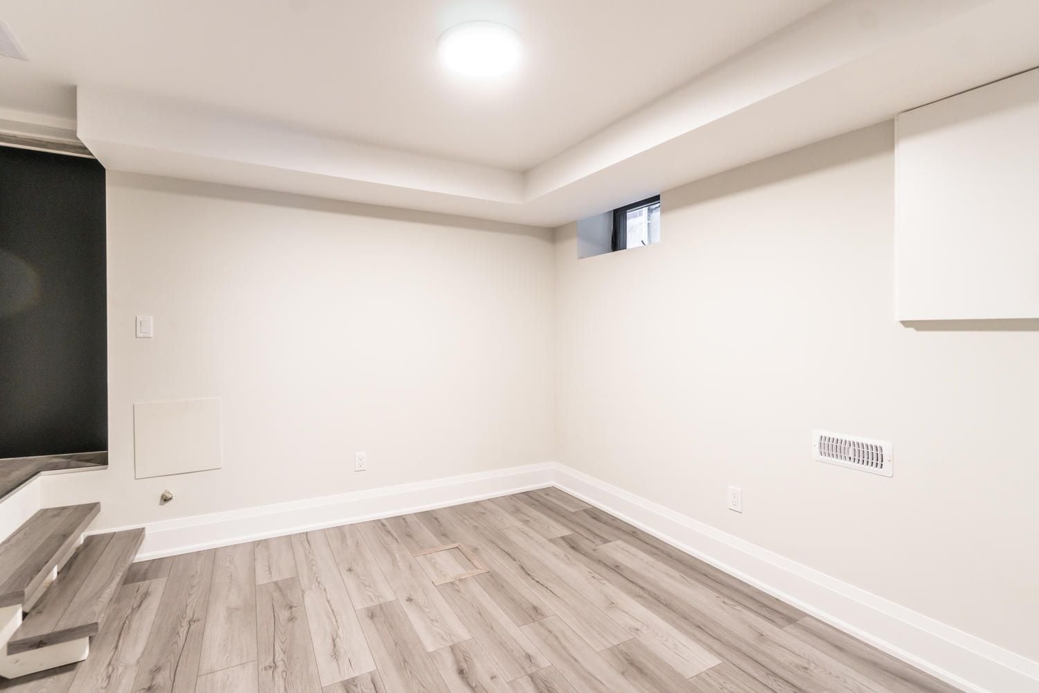 Earlscourt Avenue Image -5b764458e1dd4