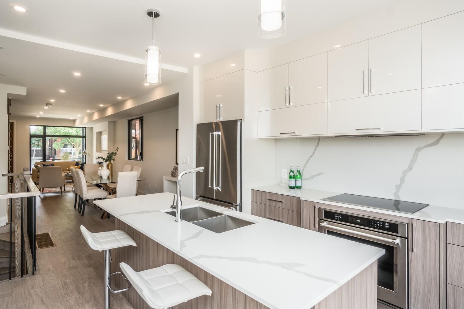 Earlscourt Avenue Image -5b76445d63001