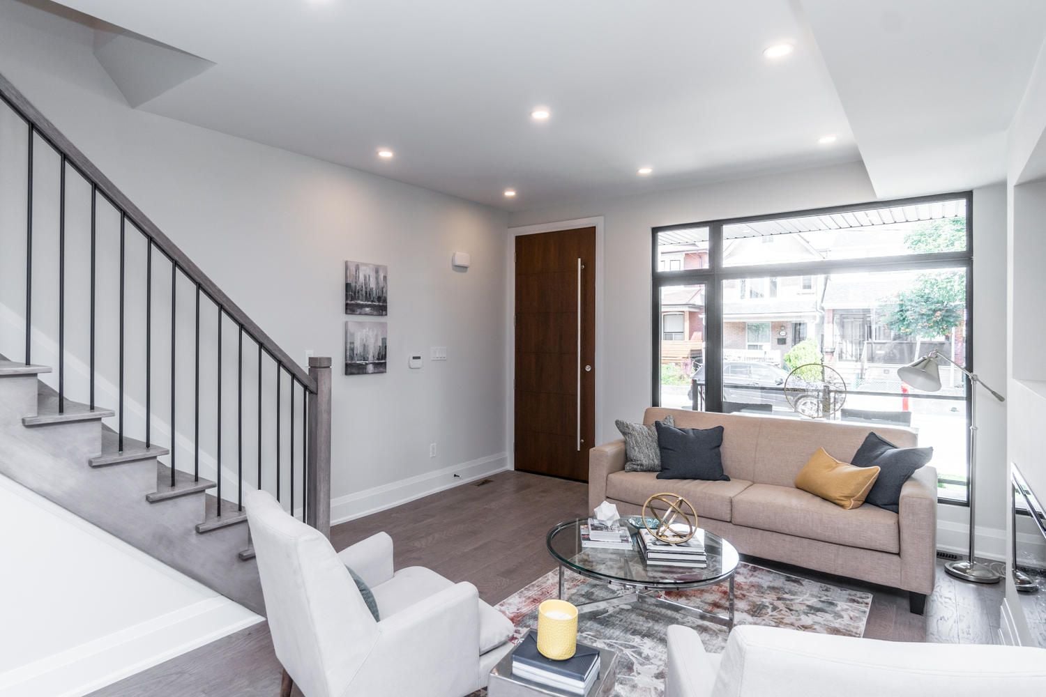 Earlscourt Avenue Image -5b76446091294