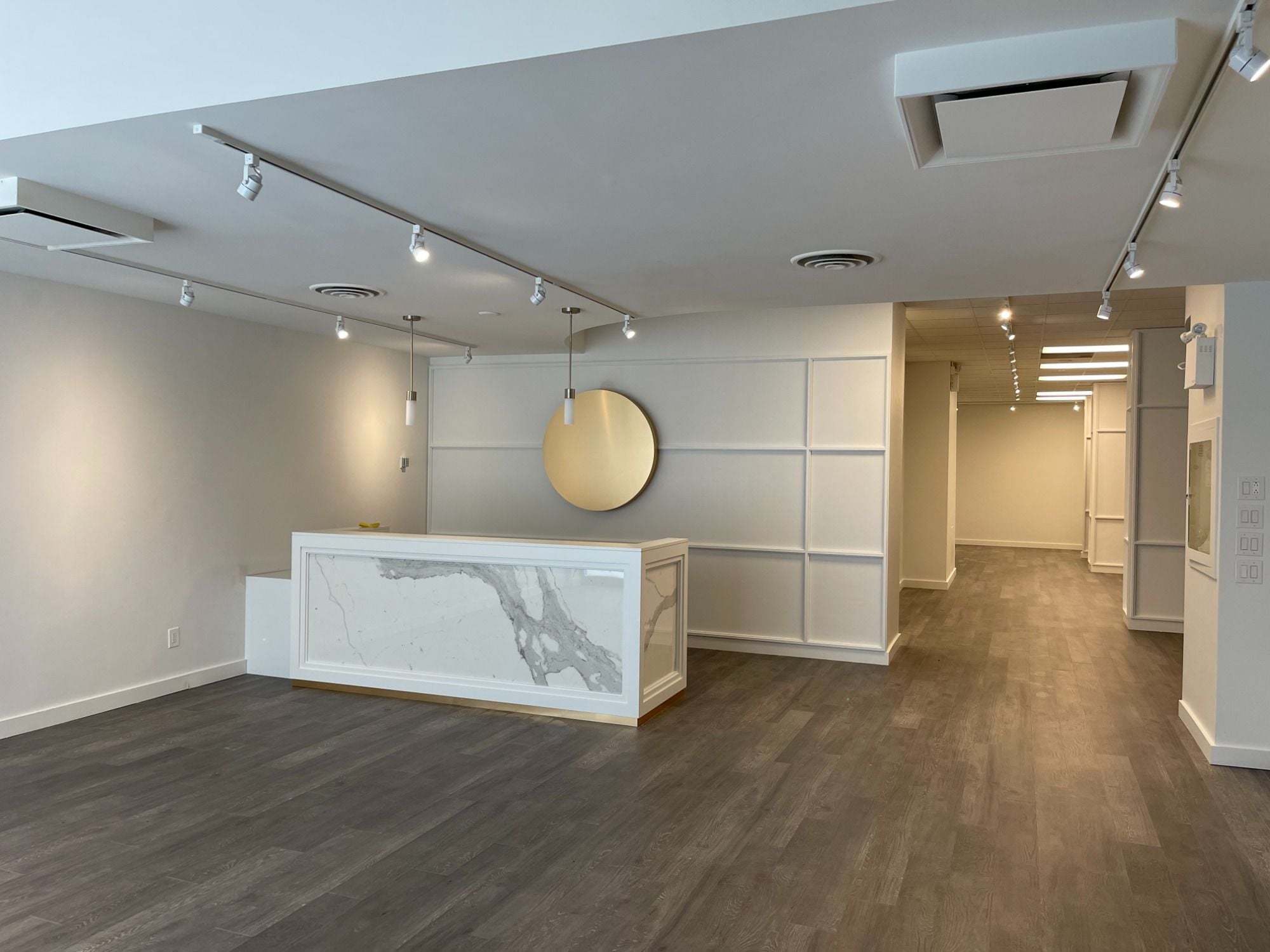 Gallery - Toronto Sales Office Image -61f99a36eee6f