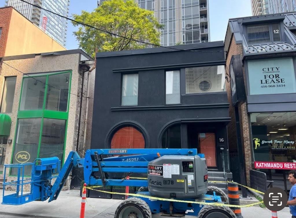 Gallery - Yorkville Commercial Exterior Image -653830fd019a9