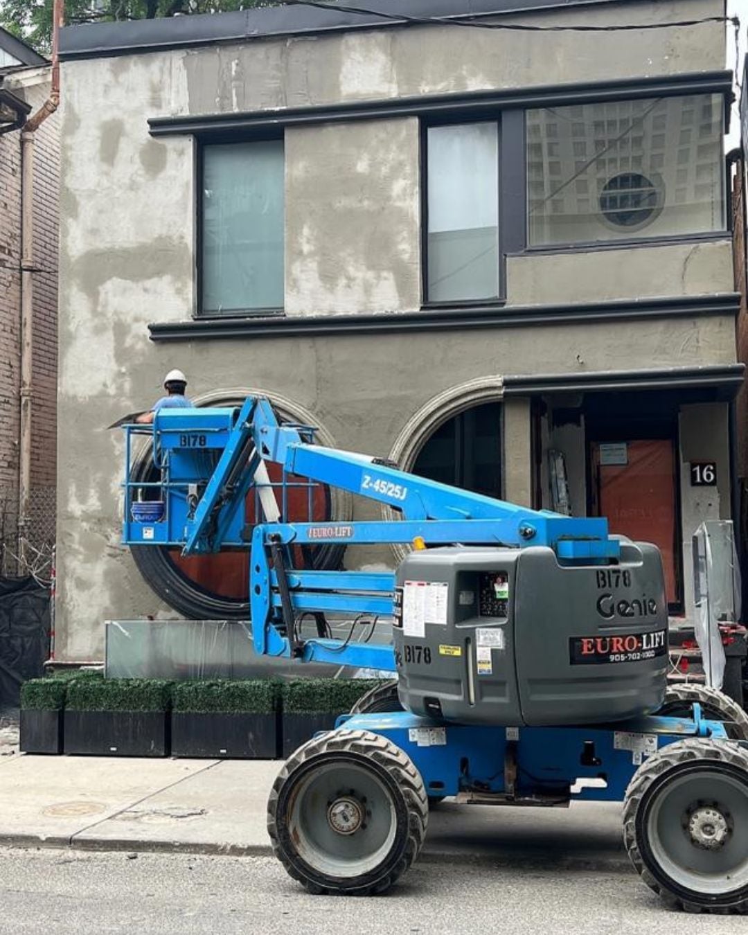 Gallery - Yorkville Commercial Exterior Image -6538310567f3c