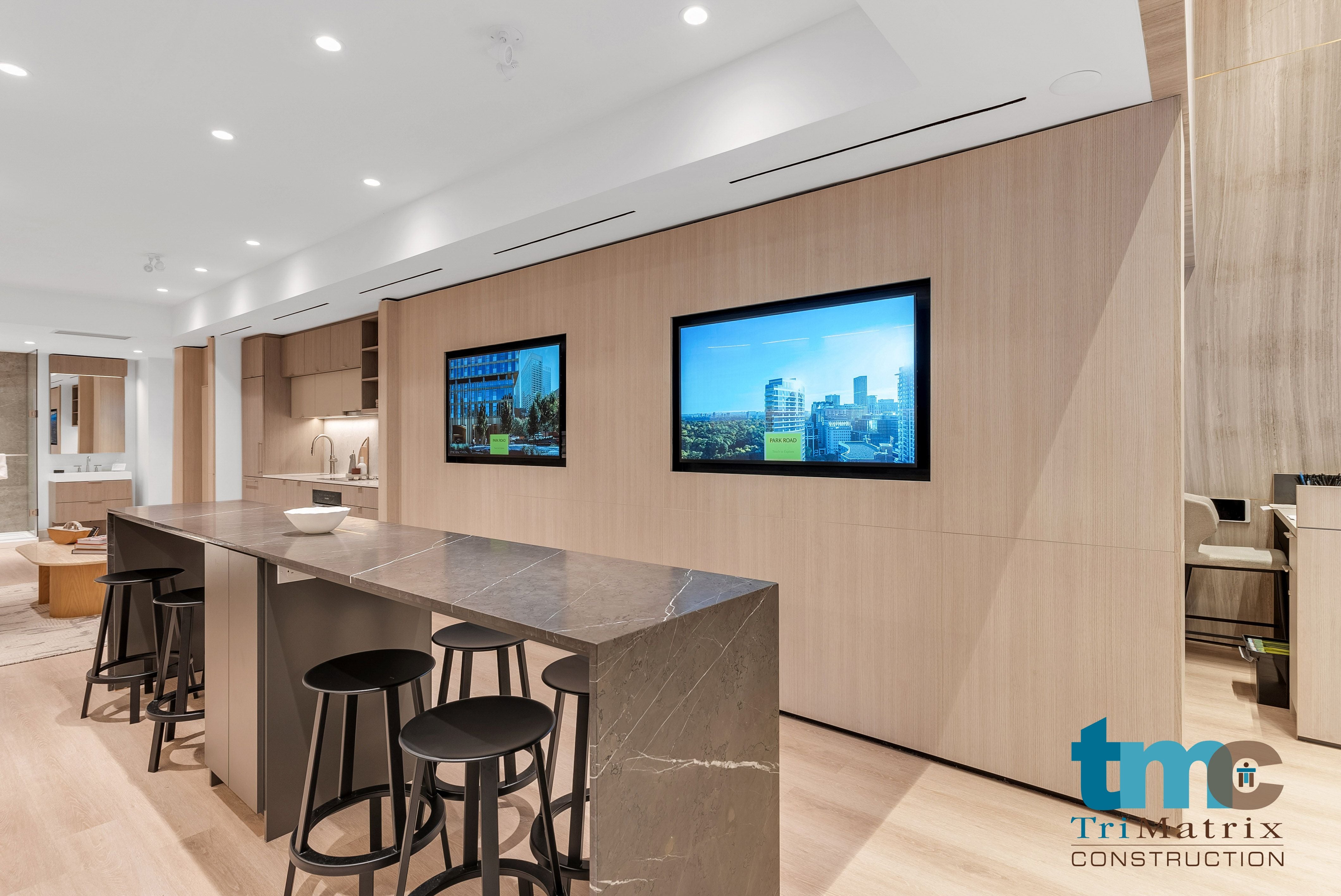 Gallery - Yorkville Condo Sales Center Image -6554d65d5c9b4