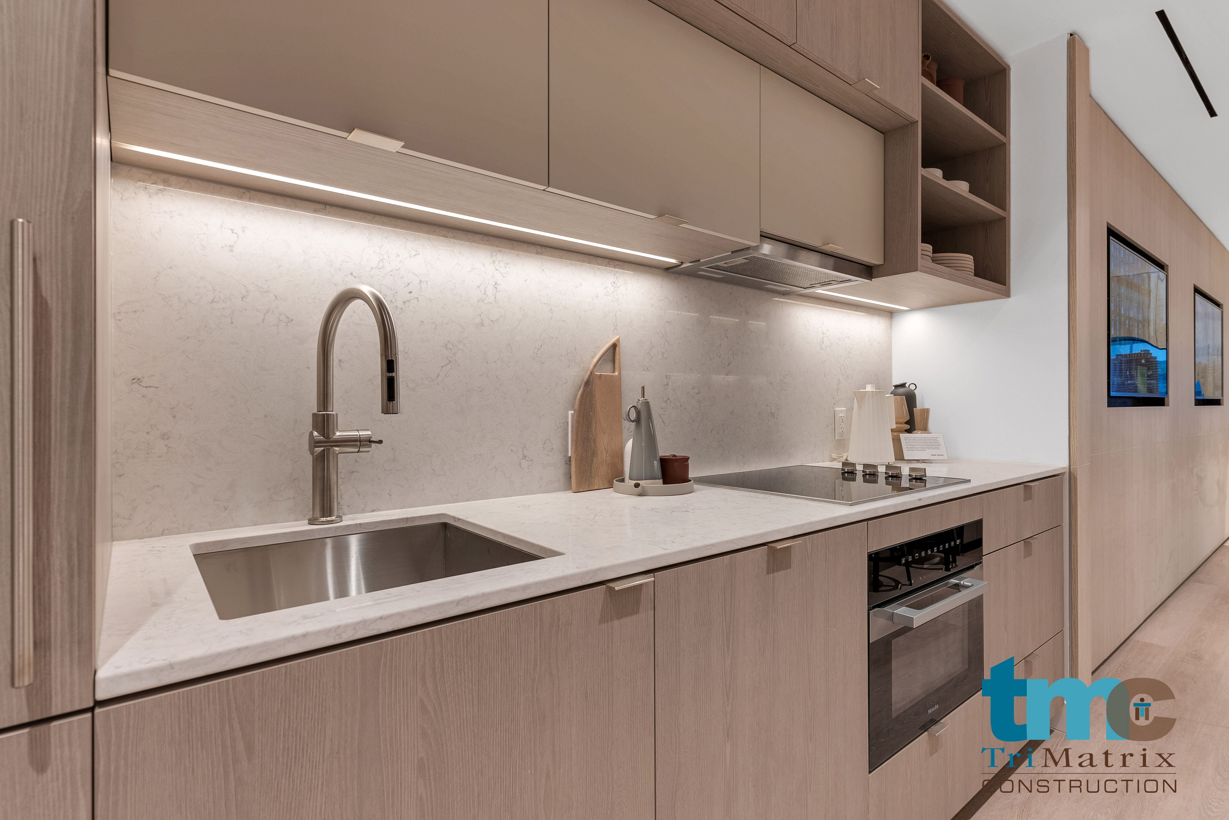 Gallery - Yorkville Condo Sales Center Image -6554d686ba1bd