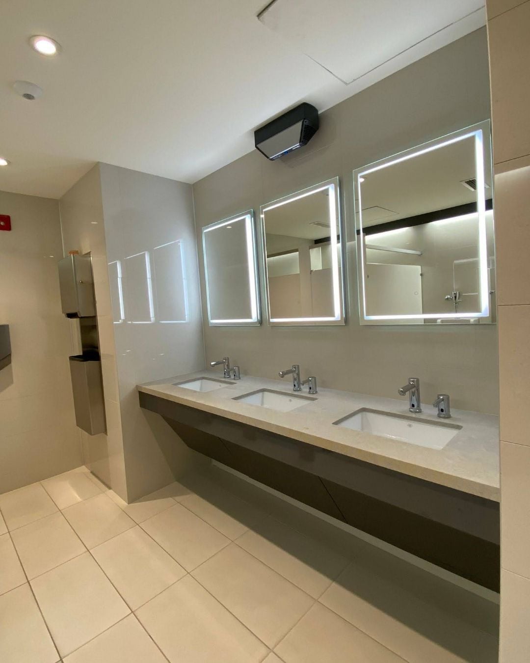 Bathroom Image -6977c9f344477