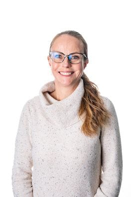 Dr Raeleen Wouda