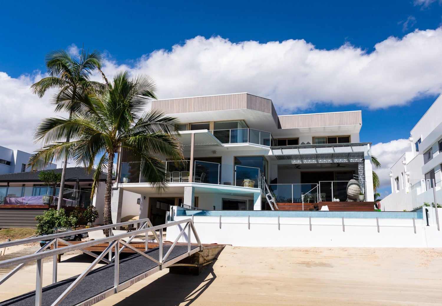 Macintosh Island Image -5a5ae4873f901