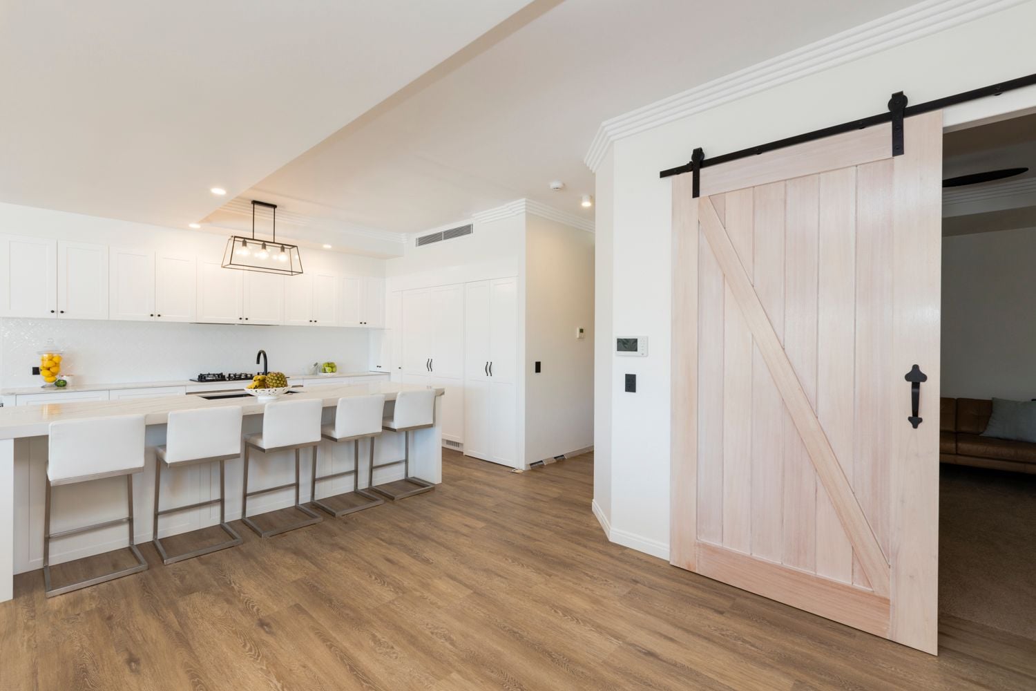 Macintosh Island Image -5a5ae4e2a5553