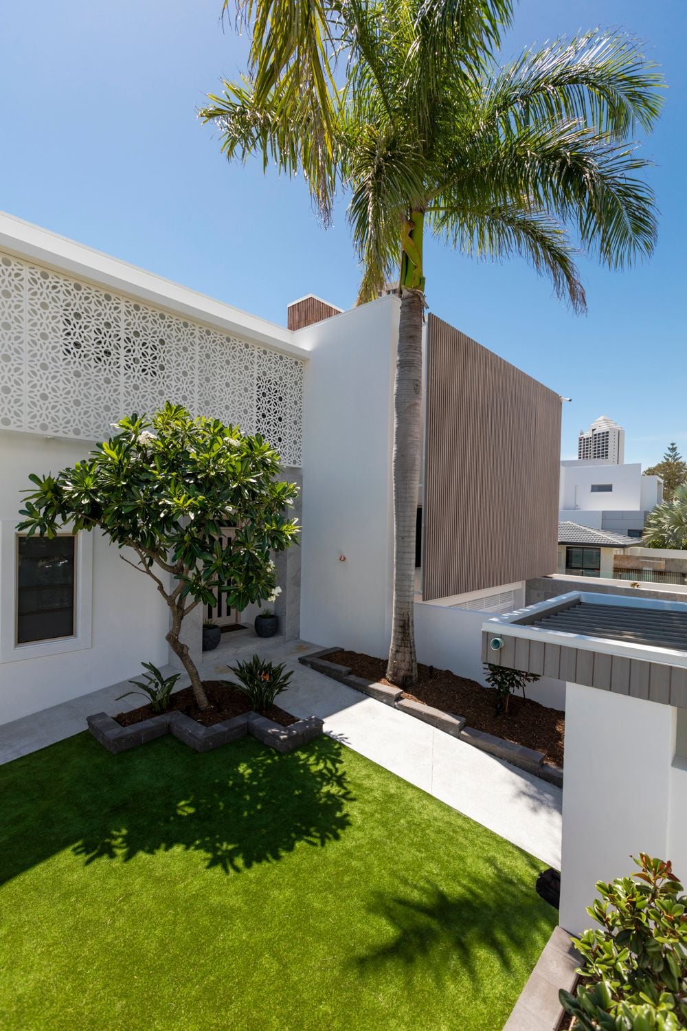 Macintosh Island Image -5a5ae5974edcb